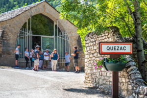 Usine d'embouteillage de l'eau minérale de Quézac