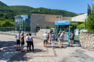 Usine d'embouteillage de l'eau minérale de Quézac